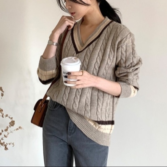 Cable knit sweater Heather blue stripe womens long sleeve V-neck - Picture 3 of 4